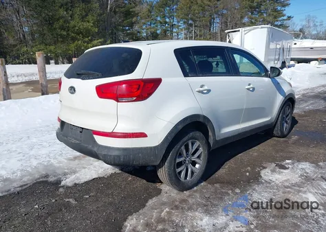 2016 Kia Sportage Lx z USA, uszkodzony, nr VIN KNDPBCAC1G7849364